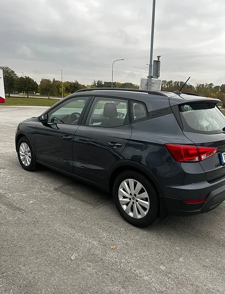 Seat Arona 2024 photo 2