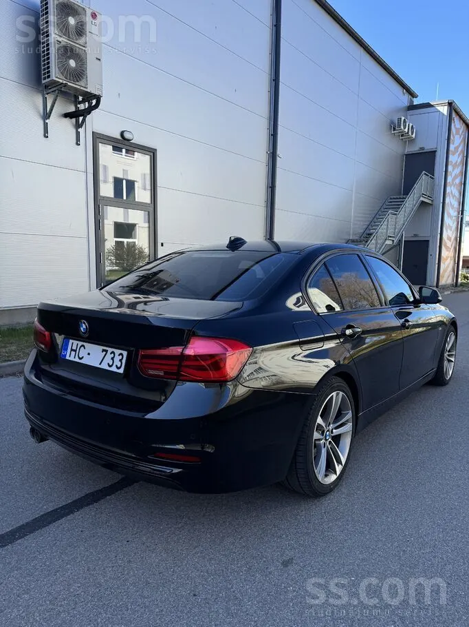 BMW 320 2016 photo 4