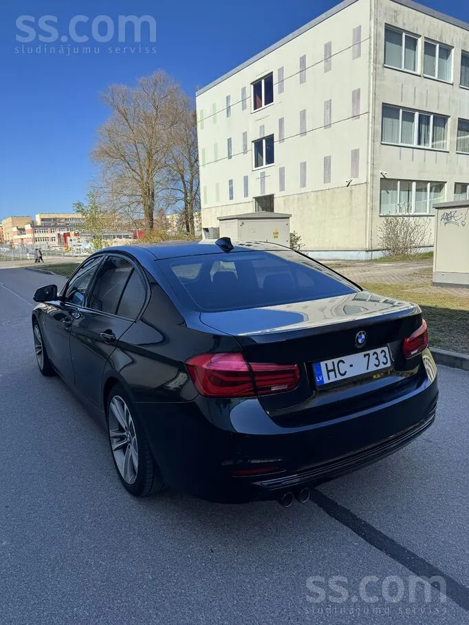 BMW 320 2016 photo 2