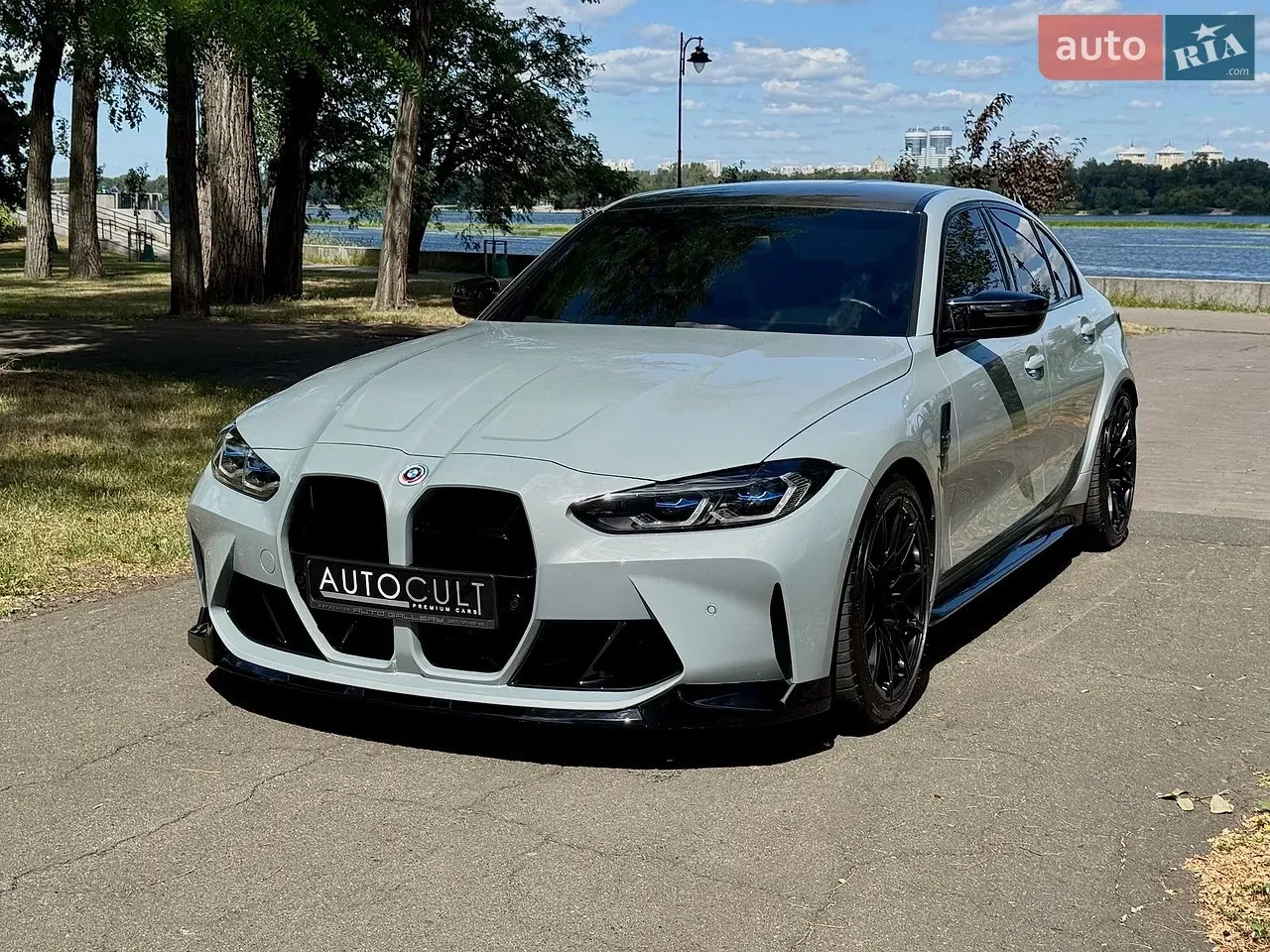 BMW M3 2022 photo 2