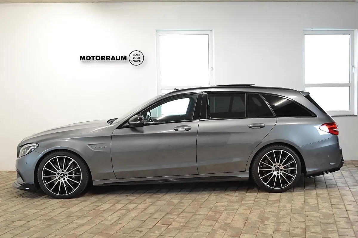 Mercedes-Benz C-Class 2017 photo 3