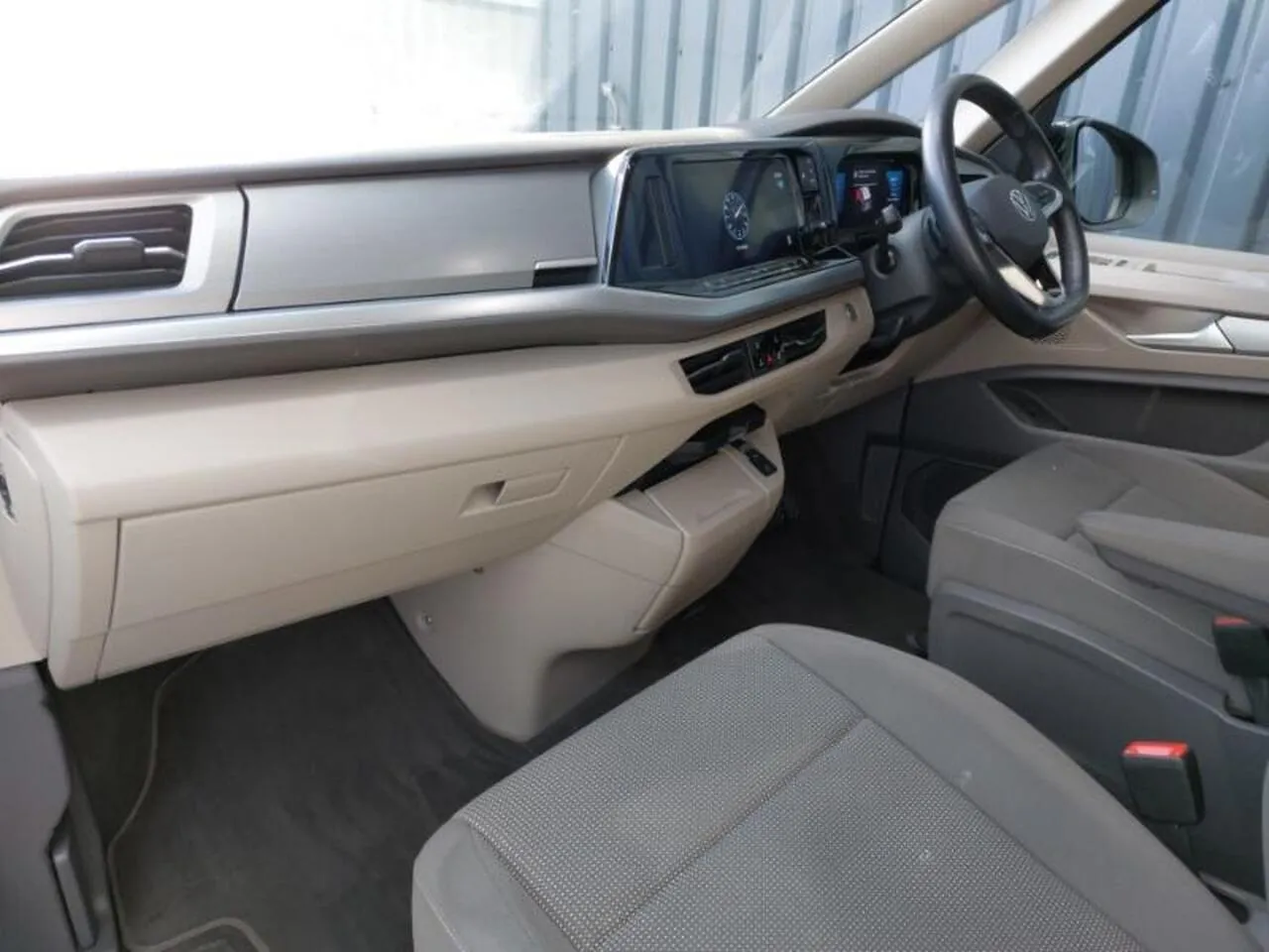 Volkswagen Multivan 2022 photo 5
