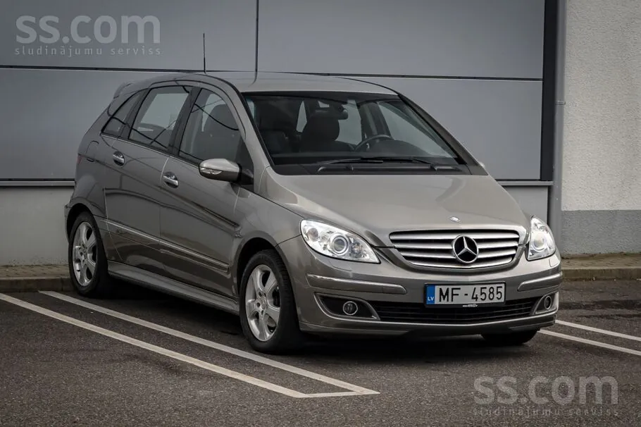 Mercedes-Benz B200 2008 photo 3