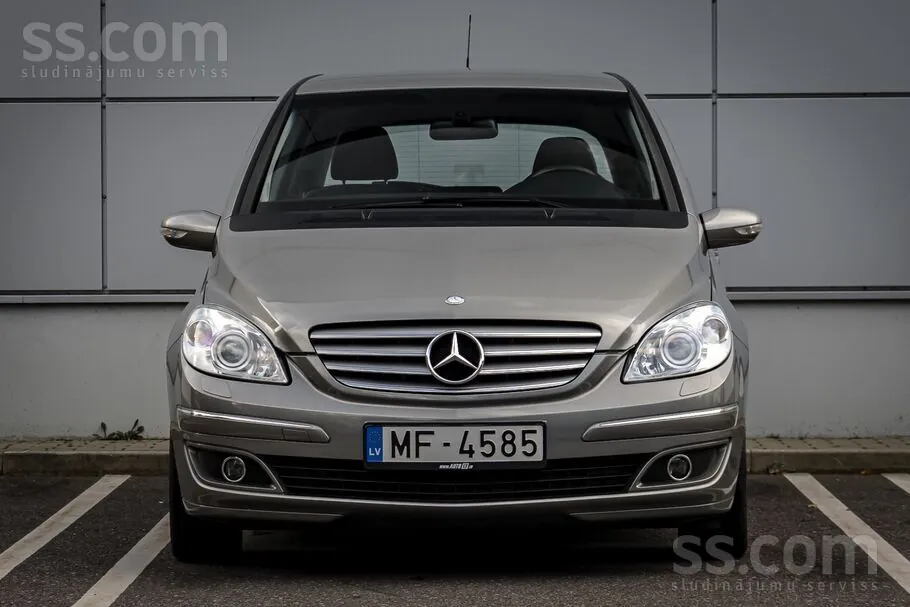 Mercedes-Benz B200 2008 photo 2