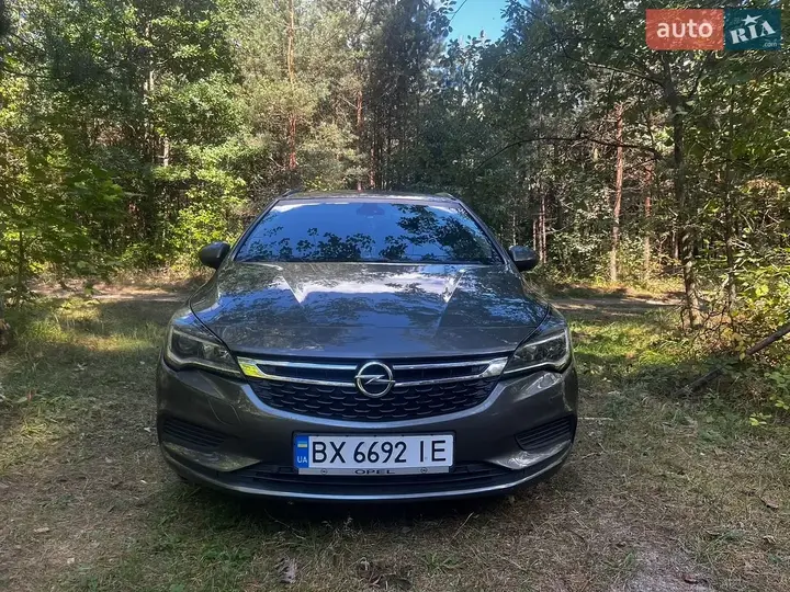 Opel Astra 2017 photo 4
