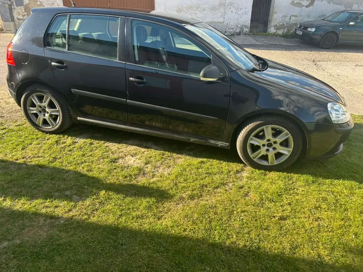 Volkswagen Golf 2007 photo 2