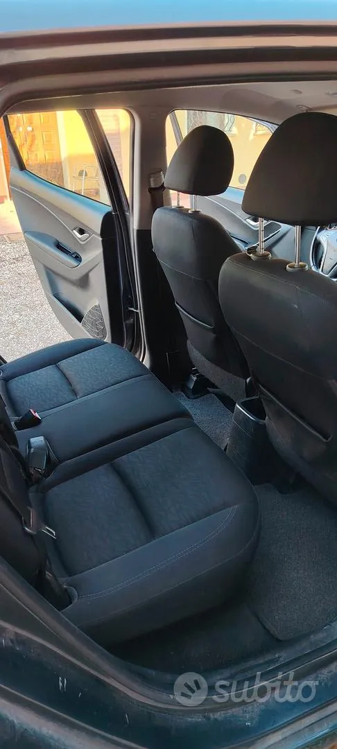 Hyundai Ix20 2015 photo 3