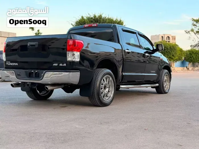 Toyota Tundra 2010 photo 4