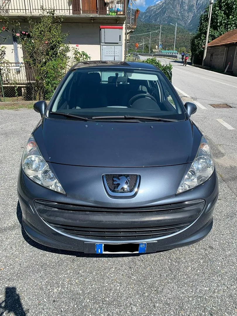 Peugeot 207 2007 photo 3