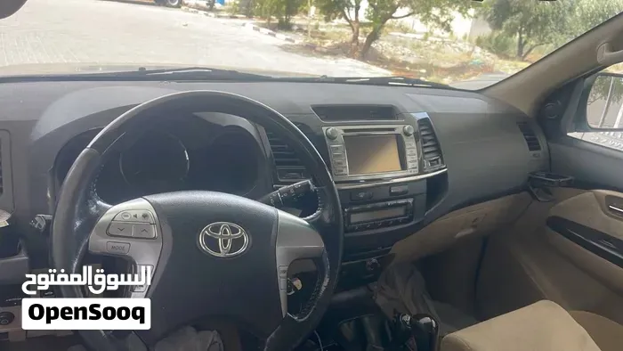 Toyota Fortuner 2015 photo 2