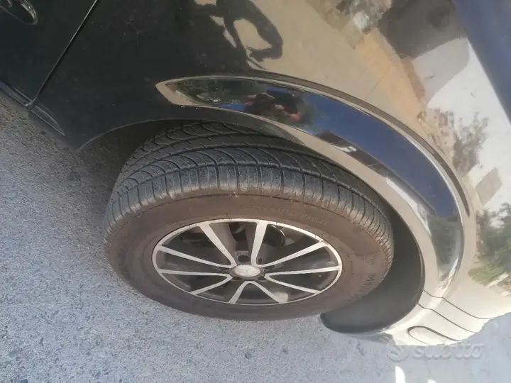 Mercedes-Benz Viano 2009 photo 2