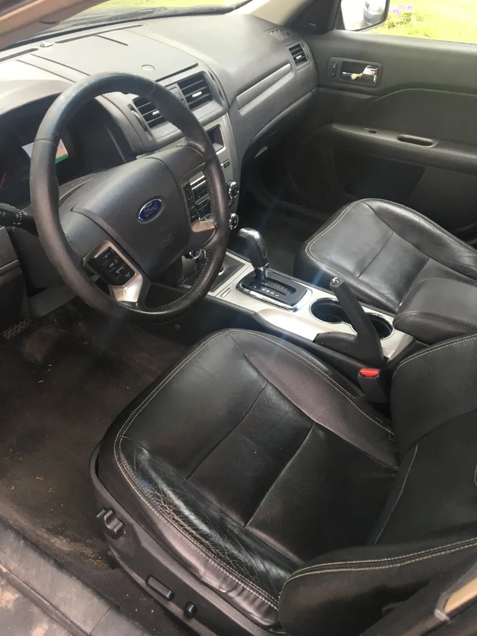 Ford Fusion 2010 photo 3