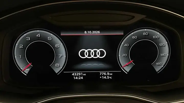 Audi A6 2022 photo 2