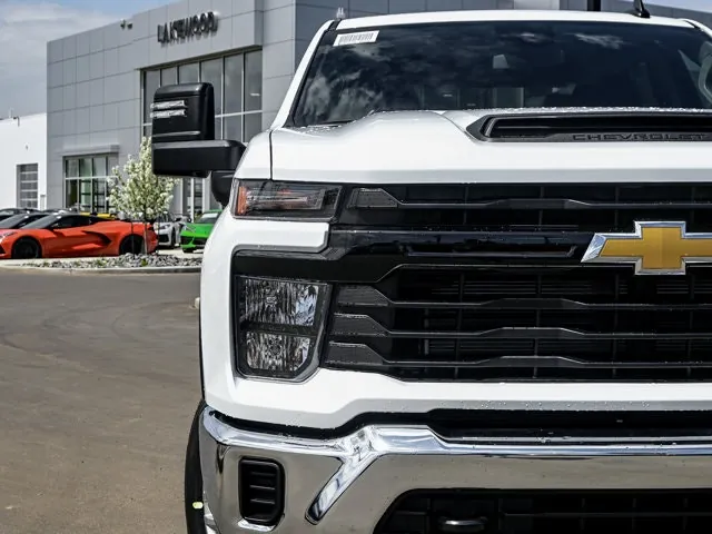 Chevrolet Silverado 2500Hd 2026 photo 5