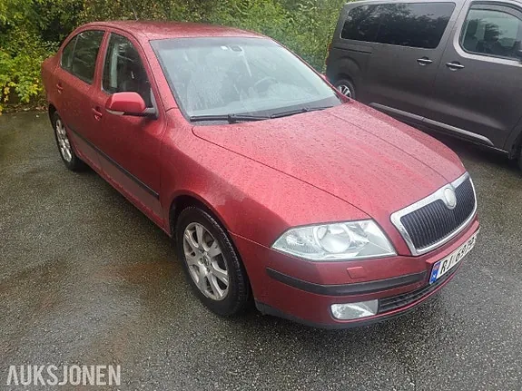 Skoda Octavia 2007 photo 2