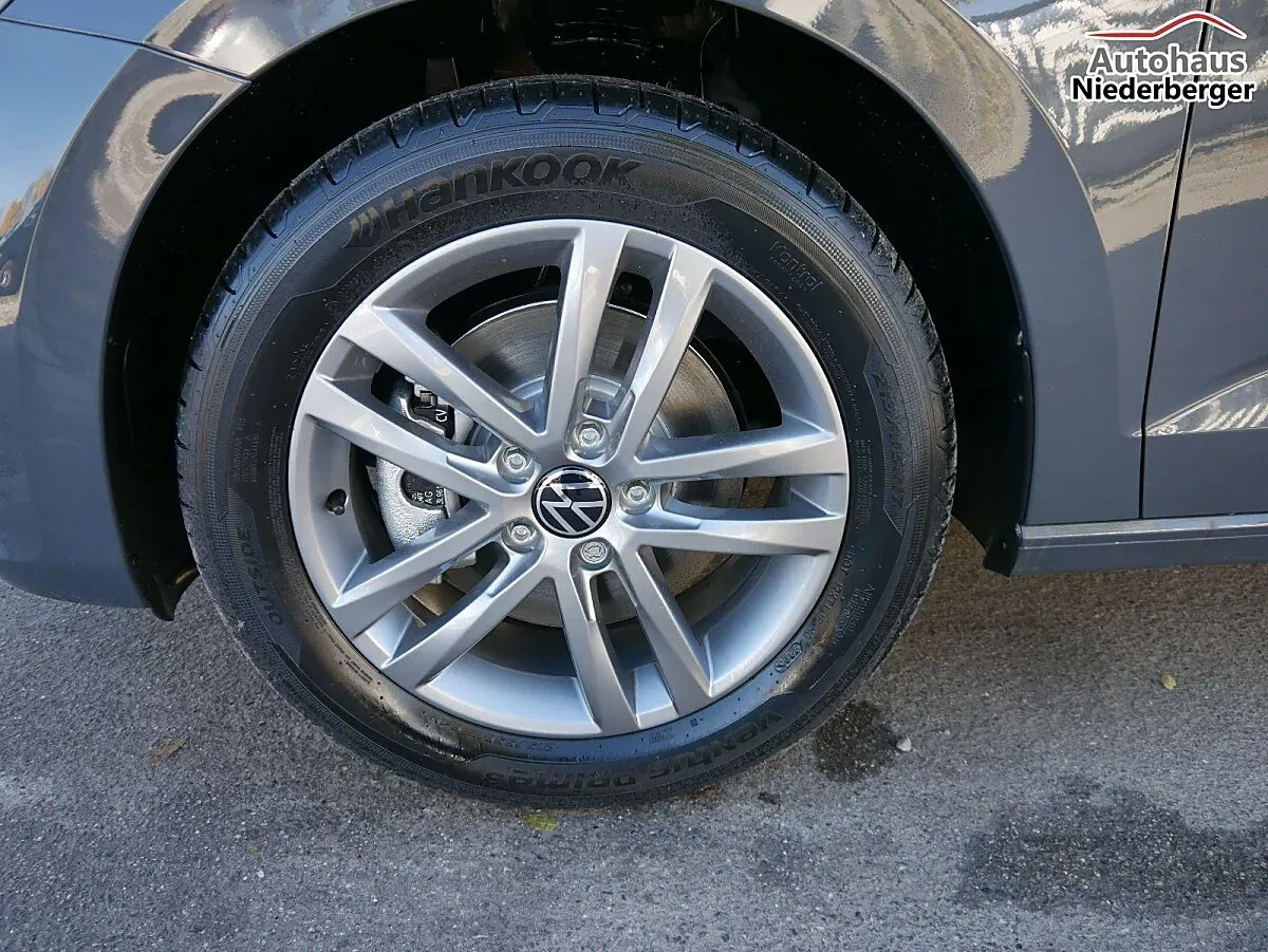 Volkswagen Touran 2026 photo 3