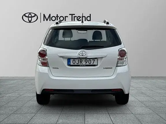 Toyota Verso 2016 photo 4