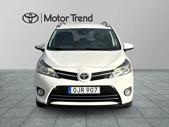Toyota Verso 2016 photo 5