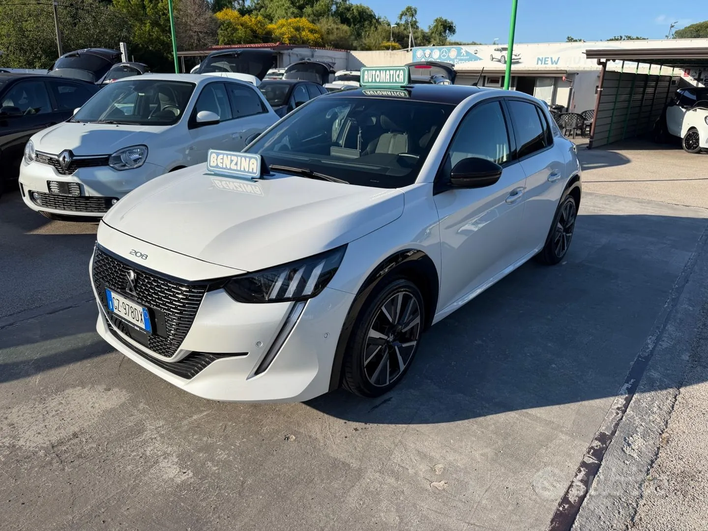 Peugeot 208 2020 photo 3