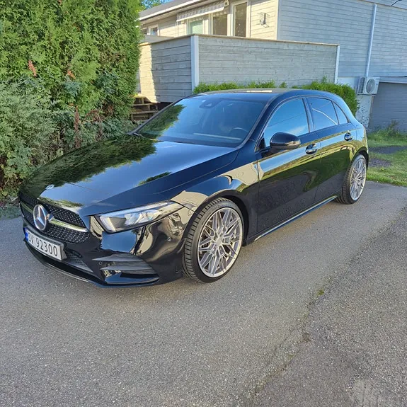 Mercedes-Benz A200 2018 photo 2