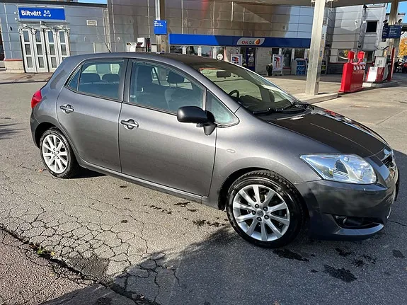 Toyota Auris 2008 photo 3