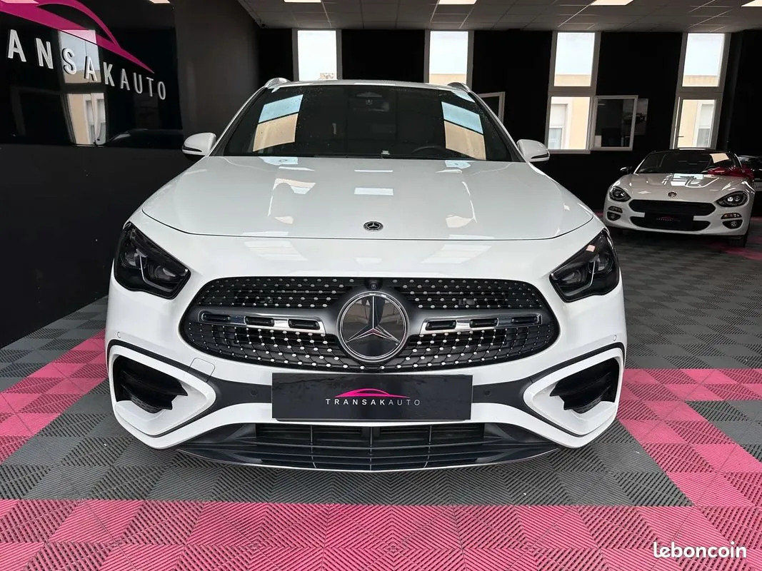 Mercedes-Benz Gla 2025 photo 2