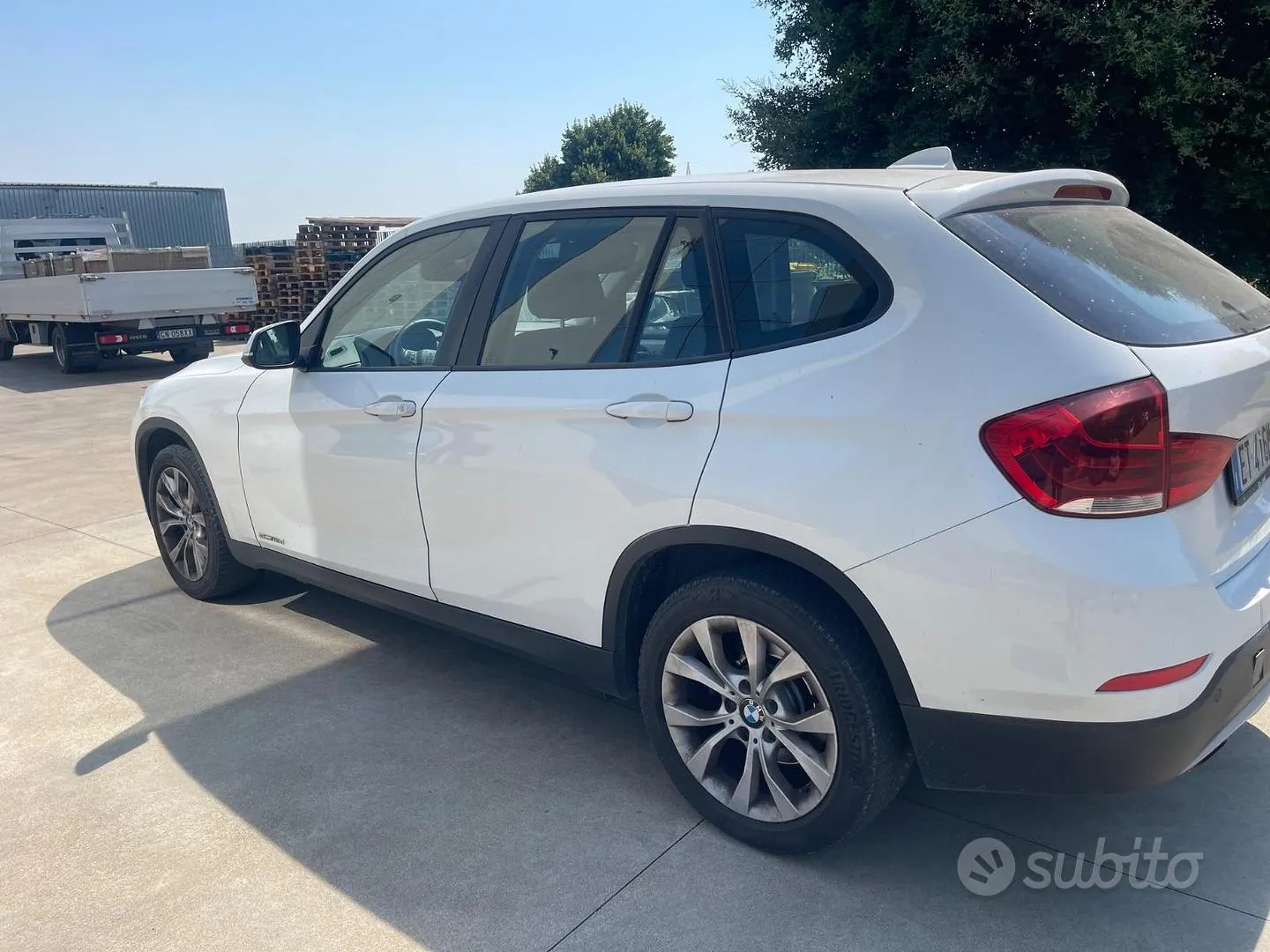 BMW X1 2012 photo 3