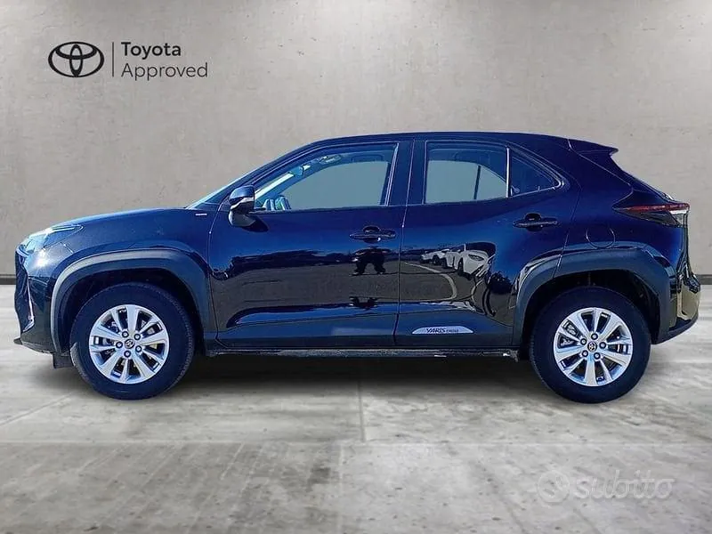 Toyota Yaris Cross 2022 photo 3