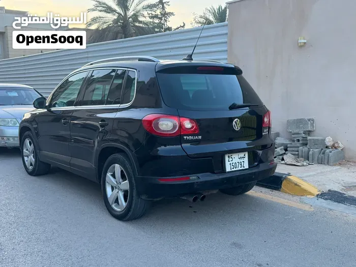 Volkswagen Tiguan 2011 photo 3