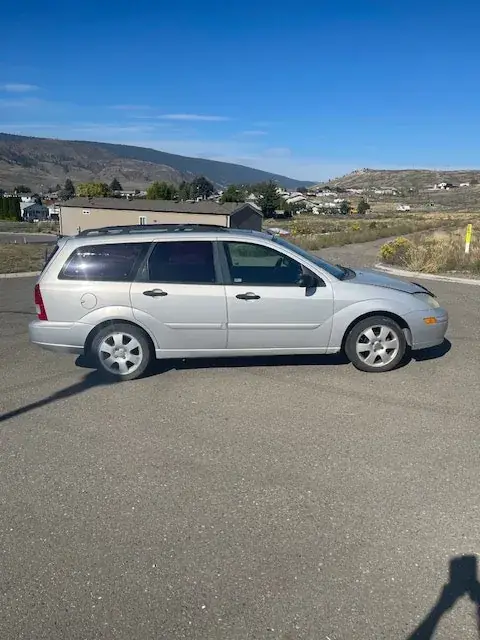 Ford Focus 2002 photo 3
