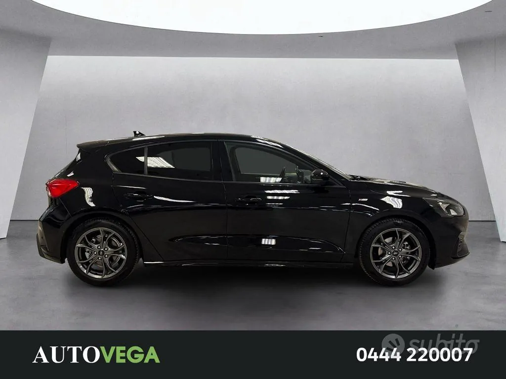 Ford Focus 2019 photo 3