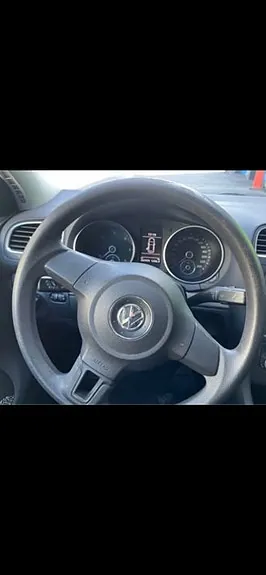 Volkswagen Golf Vi 2011 photo 2