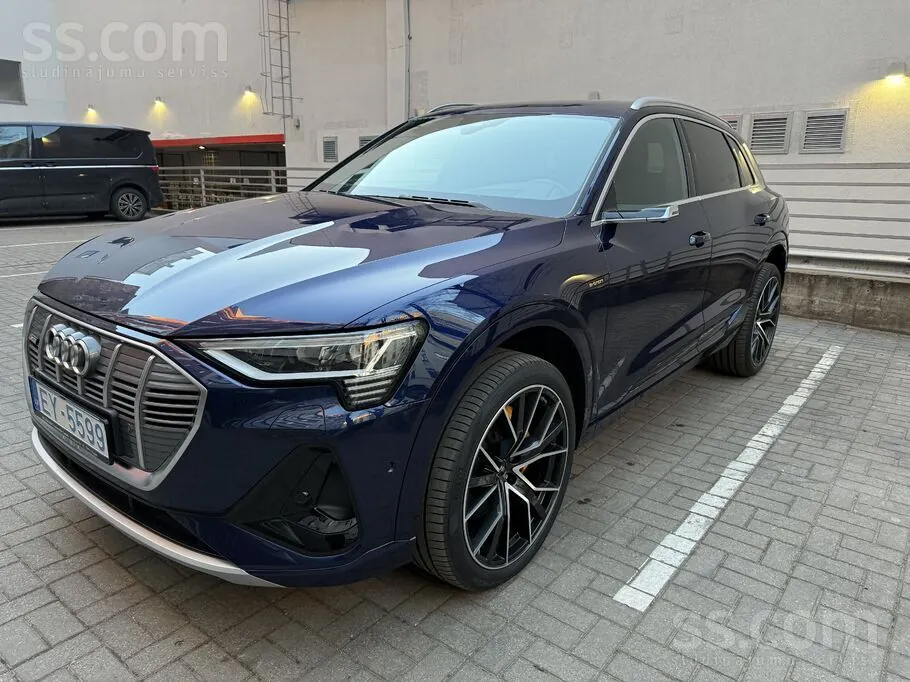 Audi E-Tron 2022 photo 2
