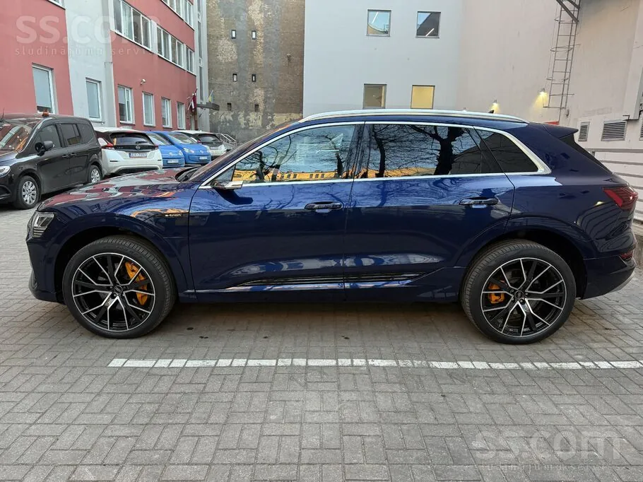 Audi E-Tron 2022 photo 4