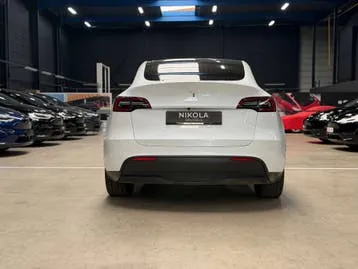 Tesla Model Y 2023 photo 3