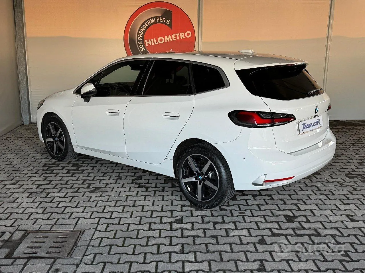 BMW 218D Active Tourer 2023 photo 3