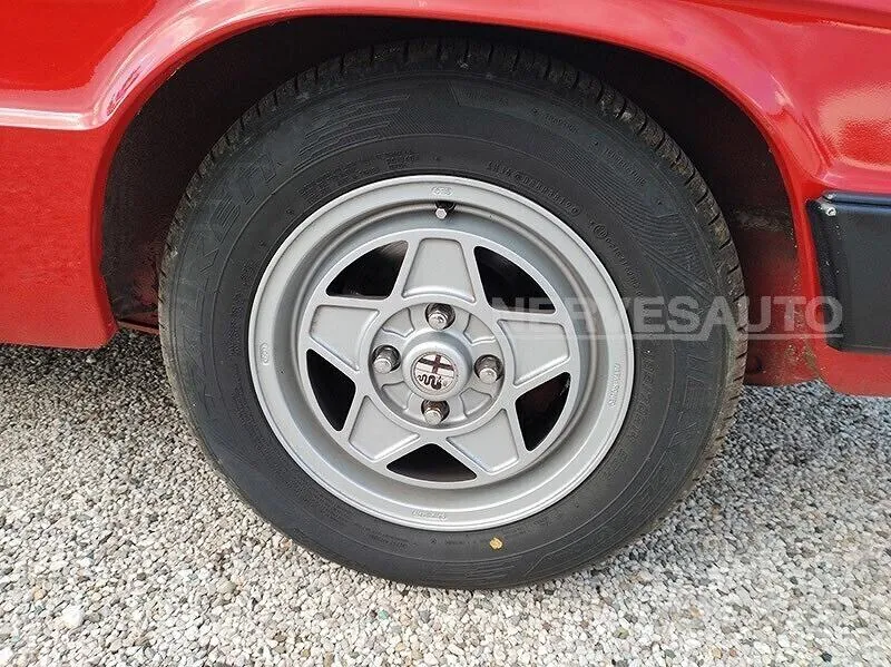 Alfa Romeo Spider 1989 photo 5