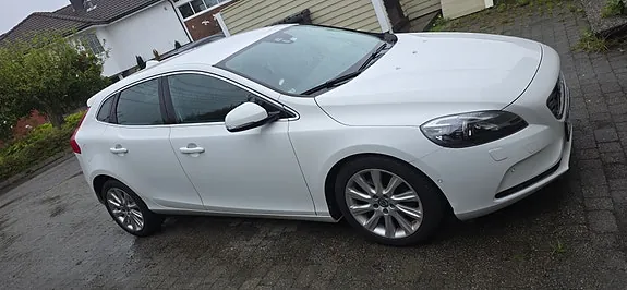Volvo V40 2015 photo 3