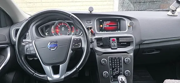 Volvo V40 2015 photo 4