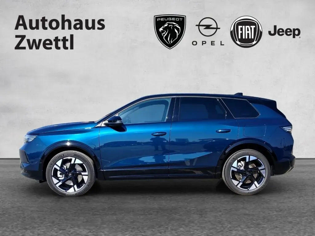 Opel Grandland photo 3