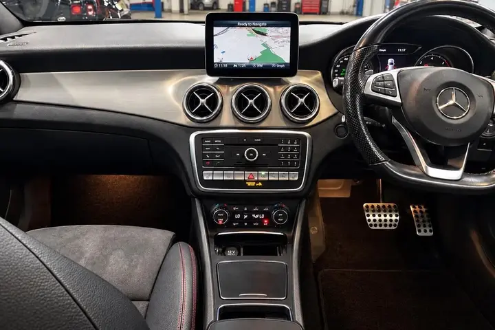 Mercedes-Benz Gla 2018 photo 4