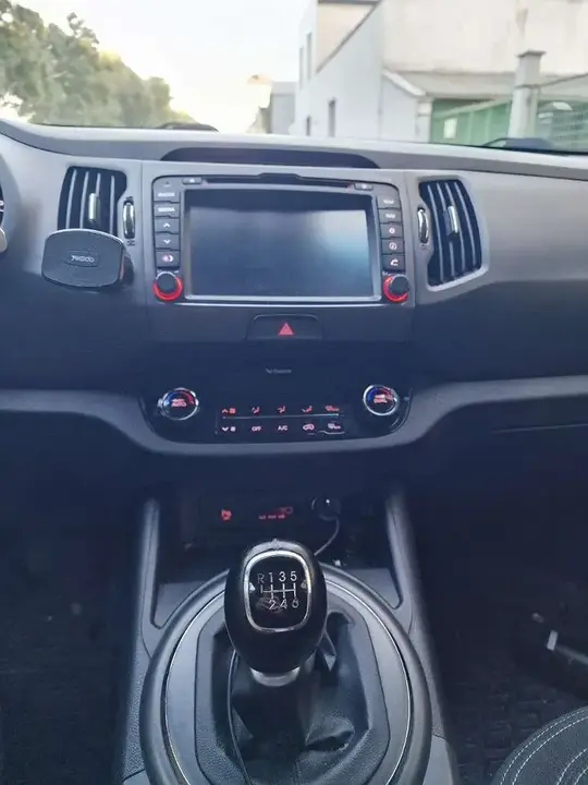 Kia Sportage 2012 photo 3