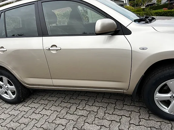 Toyota Rav4 2006 photo 3