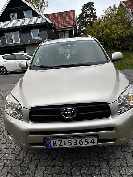 Toyota Rav4 2006 photo 2