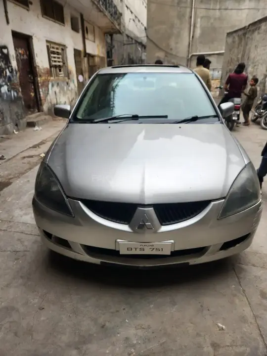 Mitsubishi Lancer