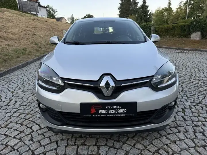 Renault Megane 2015 photo 3