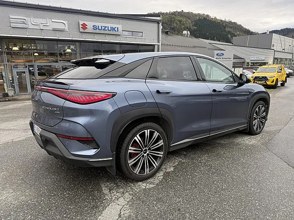 BYD Sealion 7 2024 photo 3