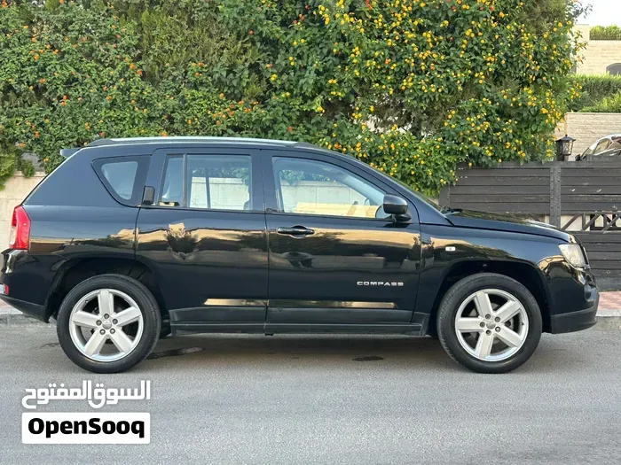 Jeep Compass 2011 photo 4