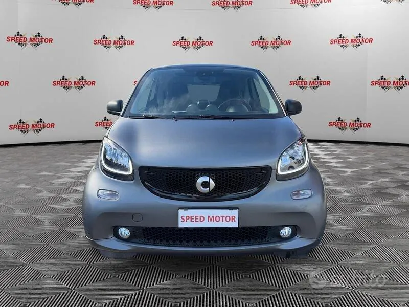 Smart Fortwo 2017 photo 2