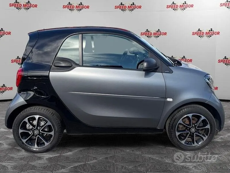 Smart Fortwo 2017 photo 3